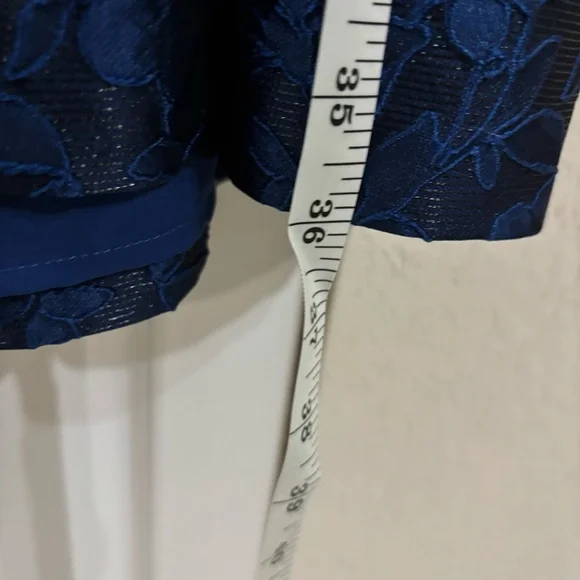 Vince Camuto Blue Floral Textured Minidress - Picture 7 of 15